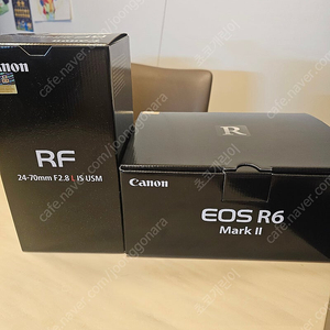 캐논 Eos R6 mark2 / Rf 24-70 f2.8 2달된 신품급! 팝니다