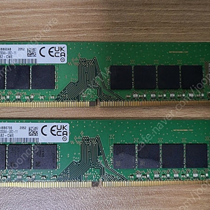 삼성전자 DDR4-3200 32GB (2개) 팝니다.^^