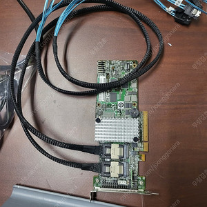 LSI 9264-8i 6GB PCI-E RAID 컨트롤러, 256M + 키 + 케이블포함