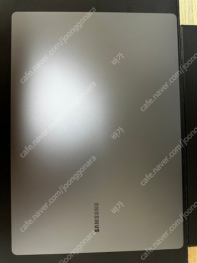 갤럭시북3 프로 16인치 그라파이트 (i5, 16gb, 256gb) 판매합니다.
