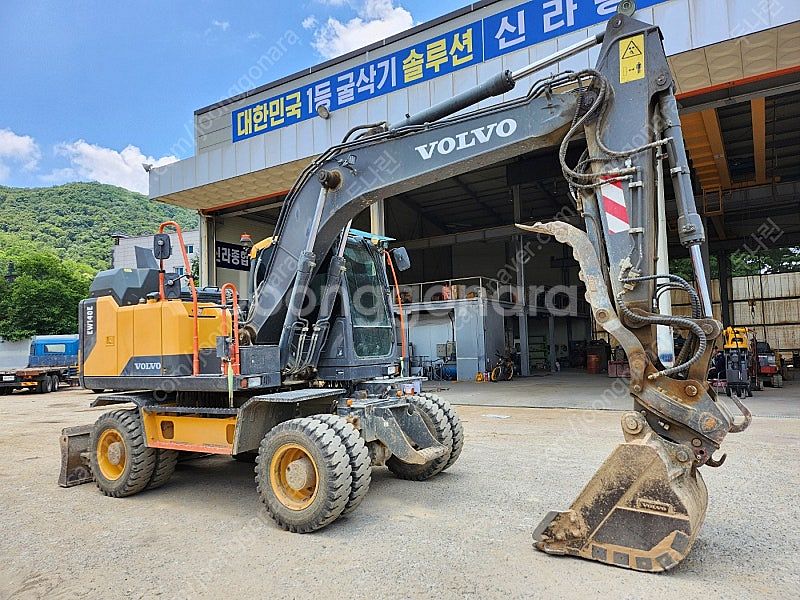 볼보 EW140E 2018년식 회전링크 코끼리집게 중고...--1
