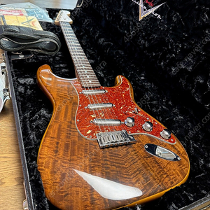 fender custom shop artisan Walnut burl top 펜더 커스텀샵 아티산 월넛 벌탑 판/교