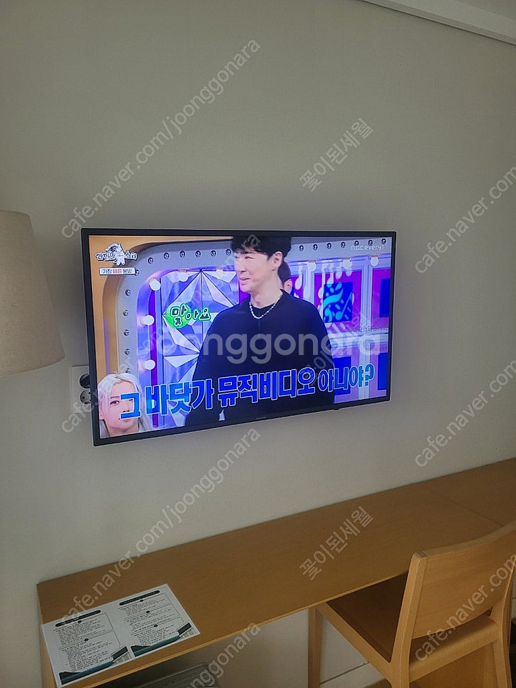 삼성 40인치 벽걸이 TV--0