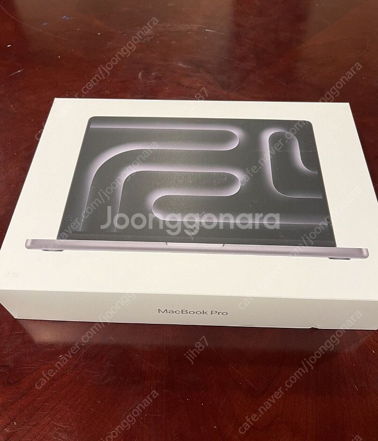 맥북프로 M3 14 1TB 36GB S급 배터리효율 1...--1