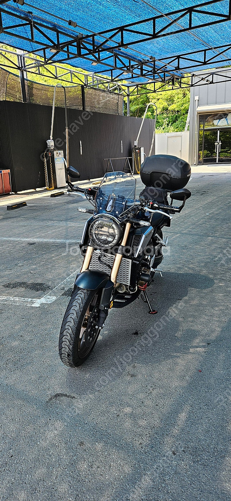 20년식 혼다 CB650R 판매합니다. 옵션 다수--6