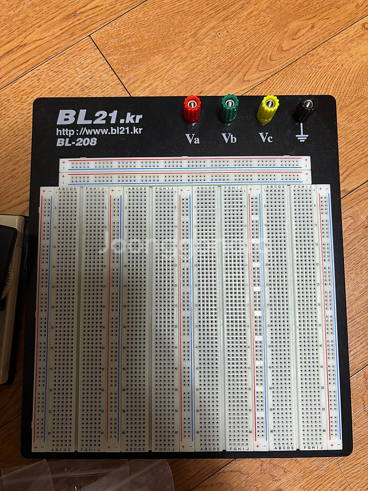 BL-208 브레드보드(빵판) 풀셋 팝니다--0