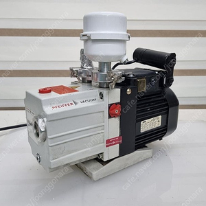 PFEIFFER DUO 2.5 Vacuum Pump, D-35614 Asslar