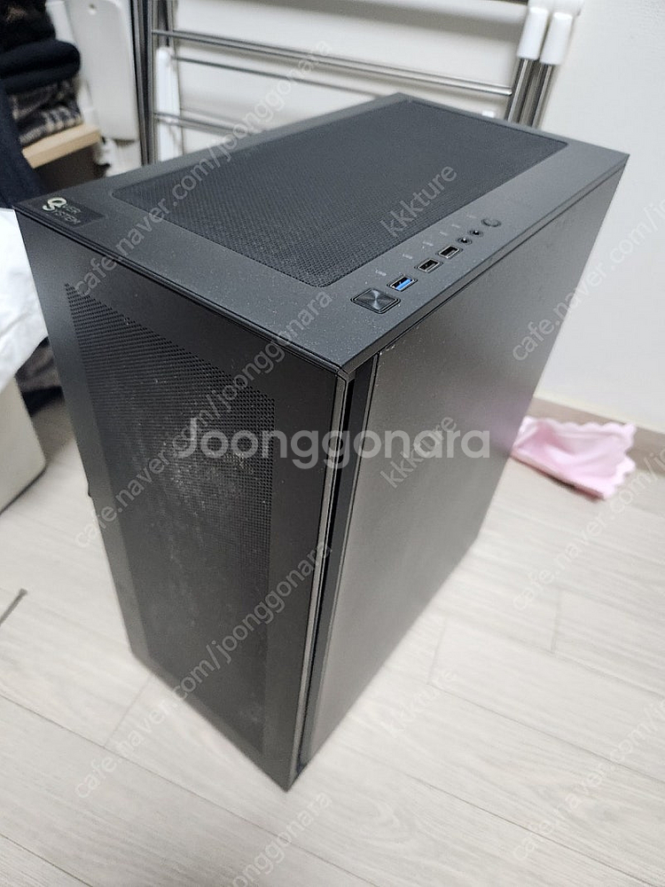 컴퓨터 데스크탑 팝니다(ssd 없음)(5600x, 32ram, gtx1660ti)--1