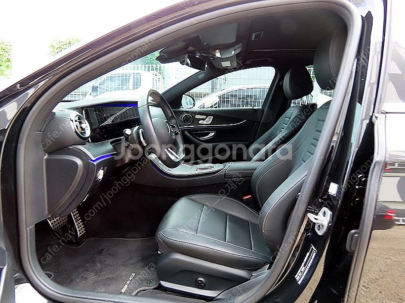 벤츠E-클래스 W213 E220d 4MATIC AMG라...--4