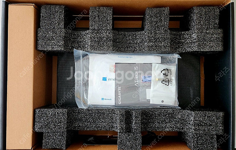 기가바이트 노트북 에어로 15 XD OLED 인텔 i-...--1