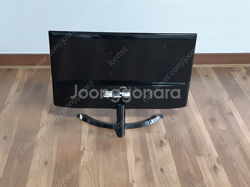 LG27인치게이밍모니터판매.hdmi포트있음--2