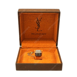 YSL 입생로랑 실버 로고 금장 넥타이텍