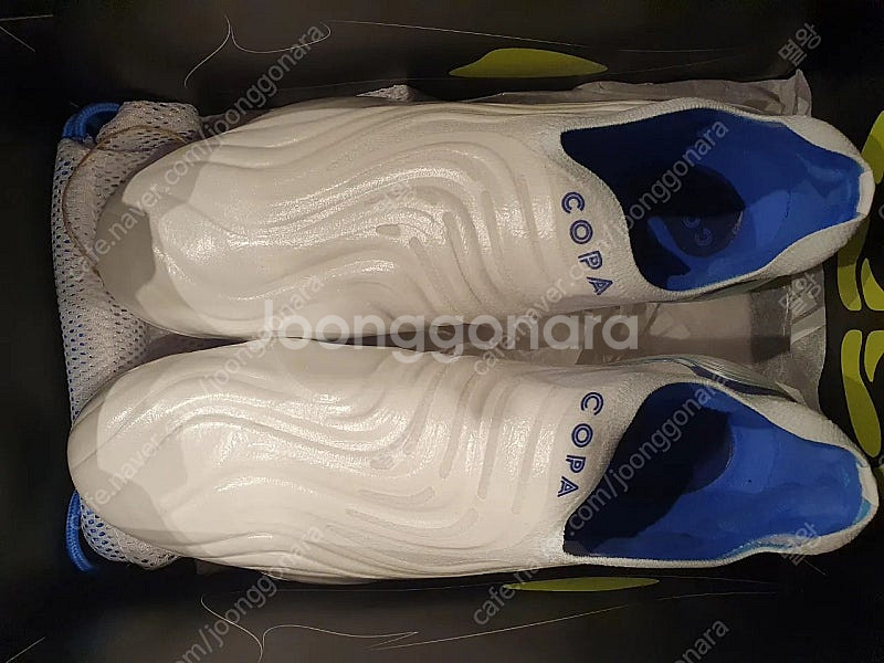 축구화 아디다스 코파센스+ fg 흰파 275 새제품--0