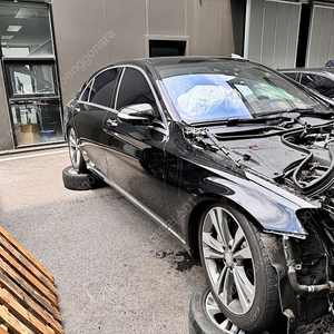 벤츠 W222 S500 L 2015 년식 부품차량입니다