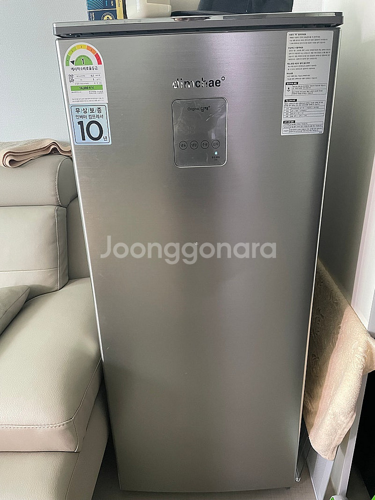 딤채 김치냉장고 1도어 102L 판매합니다.--0