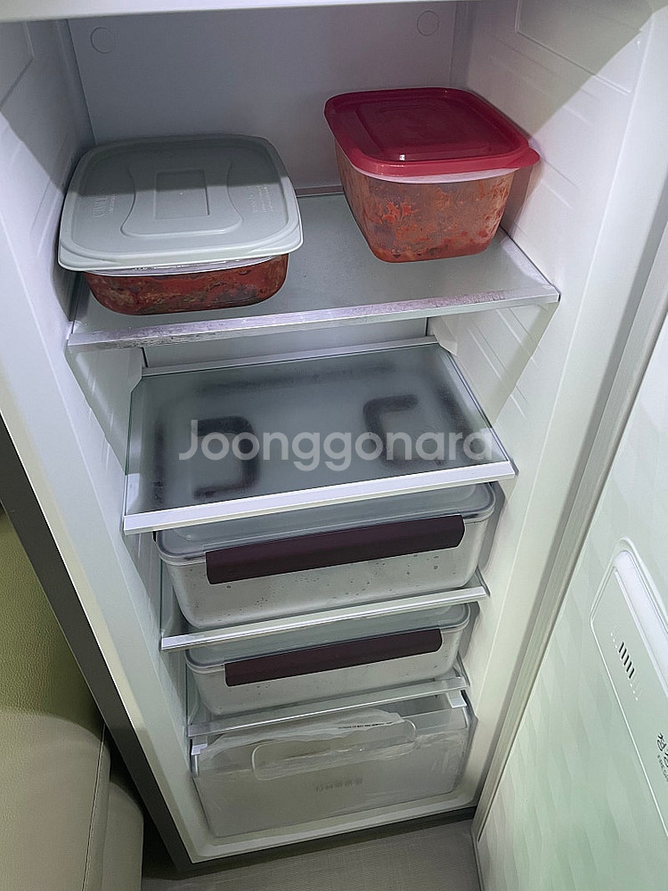 딤채 김치냉장고 1도어 102L 판매합니다.--3