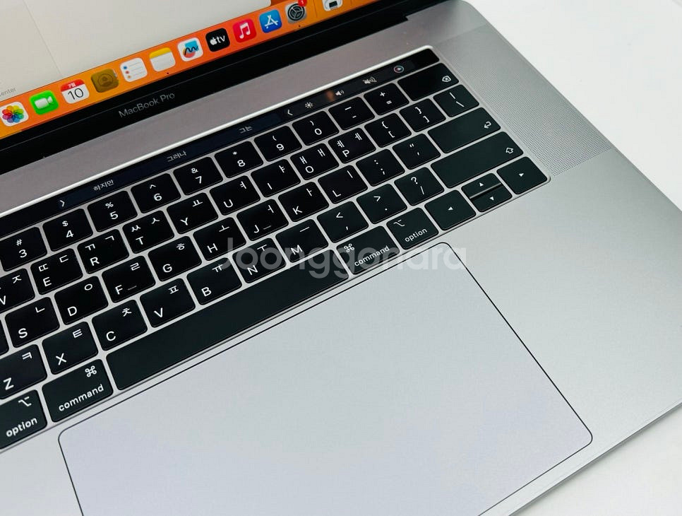 2019 맥북프로 15인치 I9/16GB/512GB 그...--1