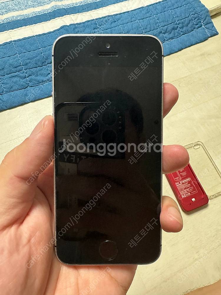아이폰 se1 스그 64g 팝니다--0