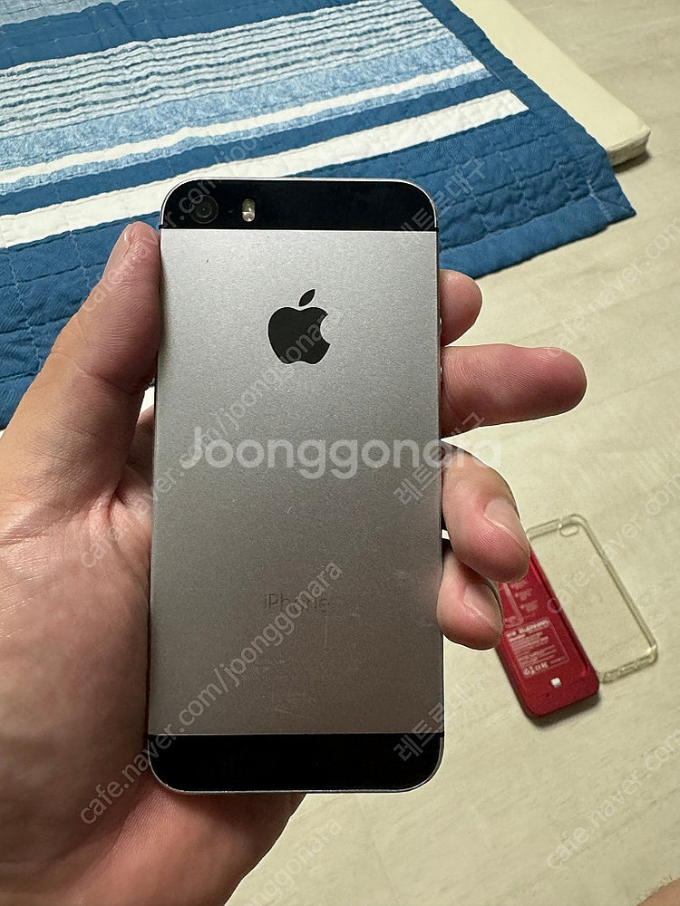아이폰 se1 스그 64g 팝니다--1