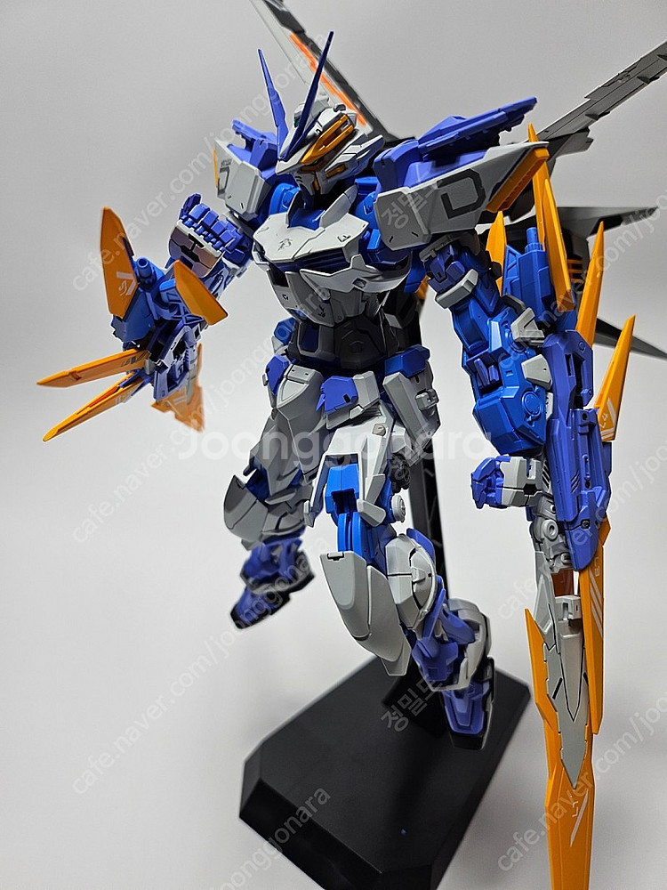 MG 블루프레임D 건담 도색작 팝니다 반다이건담--0