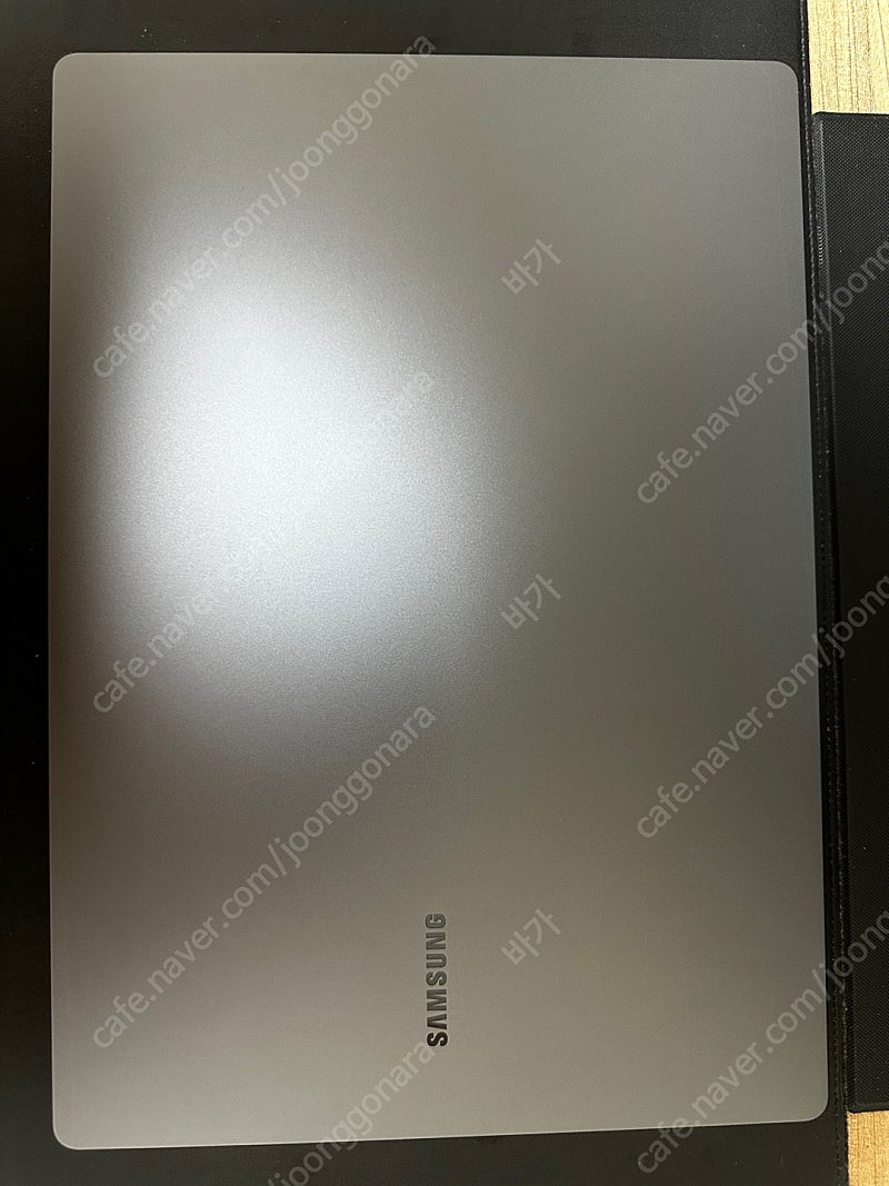 삼성 갤럭시북3 프로 16인치 그라파이트 판매합니다.
