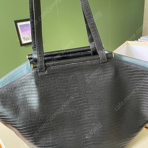 뚜띠에 삭 에띠에(Sac Etire)