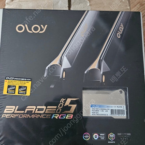 미개봉 oloy ddr5 6000 32기가(16x2) 실버 판매합니다.