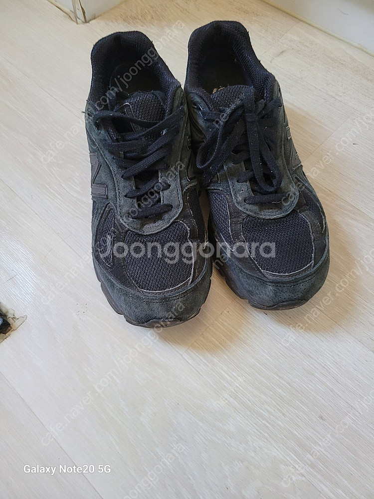 황금사이즈 뉴발란스 990v4 블랙 260~265 팔아...--2