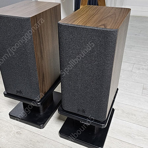 폴크 오디오 Polk Audio R100 북셀프 스피커 신품급 판매합니다