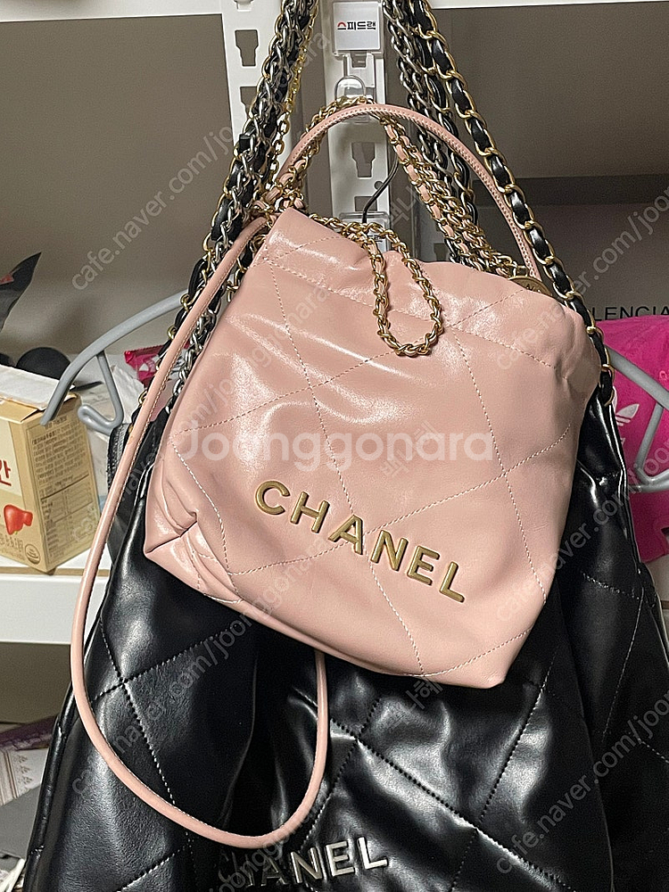 샤넬 22백 블랙 스몰(핑크 팔림 문의 그만주세요--0