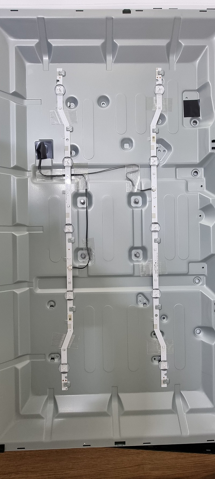 삼섬TV UN32M4000AFXKR 부품용 이미지