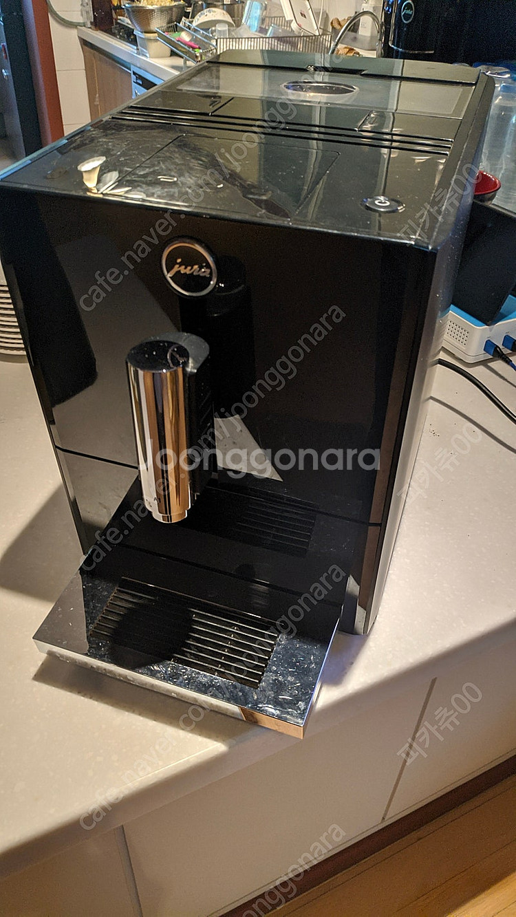 유라 전자동 커피 머신 Jura A1 직구제품 30만원--0