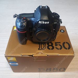 니콘 D850 (100컷) , D600 (800컷) 신품급 바디 두대 팝니다.