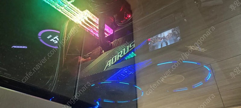 기가바이트 어로스 마스터 RTX4090 팝니다. Gigabyte aorus master RTX 4090 팝니다.