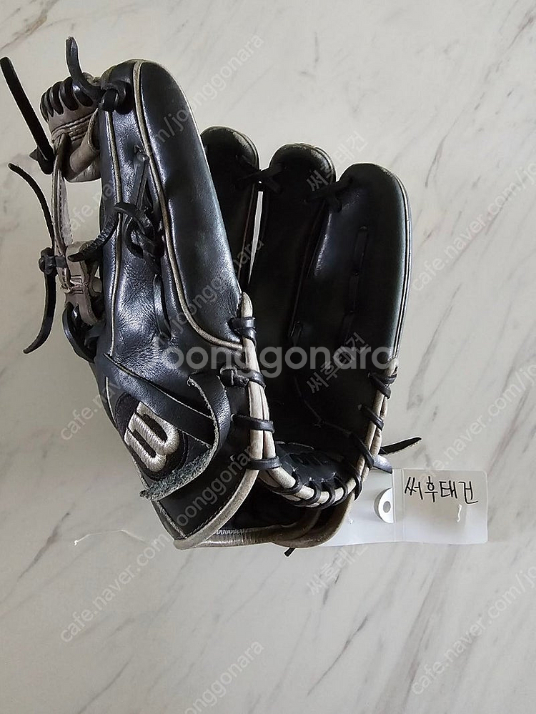 (가격내림) 윌슨 a2000 야구 글러브 판매합니다 1787 모델 11.75 내야글러브 판매합니다--1