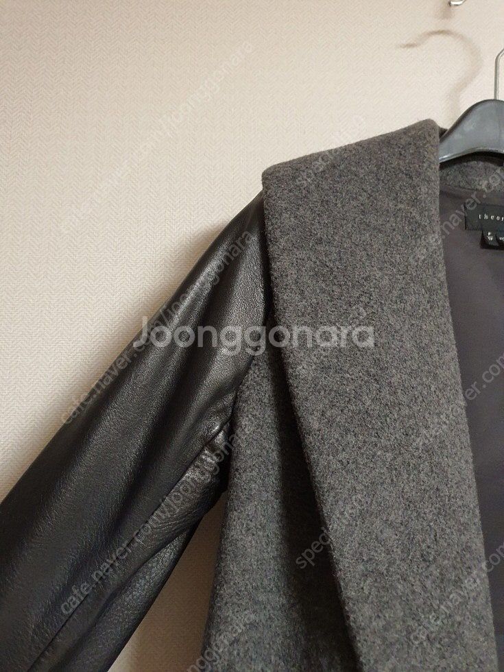 띠어리 theory 가죽 배색 울 코트 p 사이즈--4