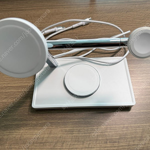 아트뮤 3in1 애플 MFM 맥세이프 충전기 MC 410 제품 팝니다.