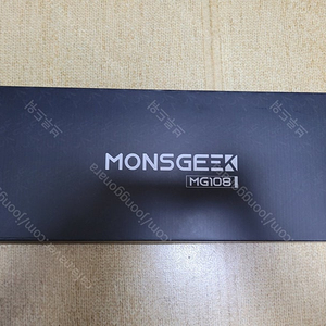 monsgeek(몬스긱) MG108 유무선키보드 + 키캡 판매합니다.