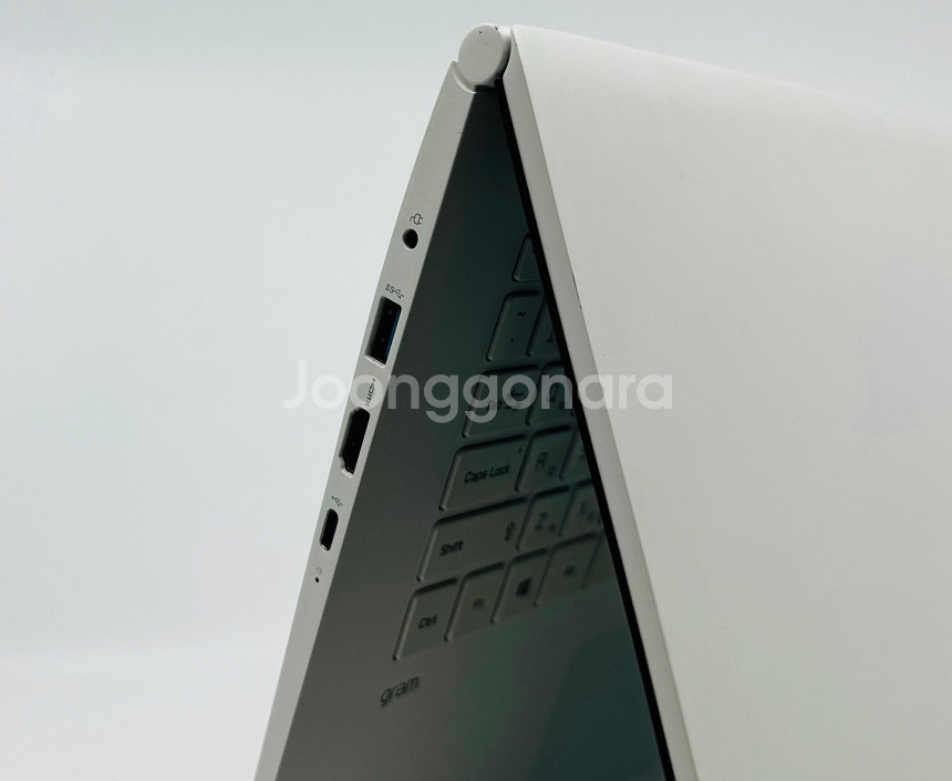 LG전자 그램 17인치 17ZD990-GX30K 윈도우 정품 포함 중고노트북/업무/사무--4