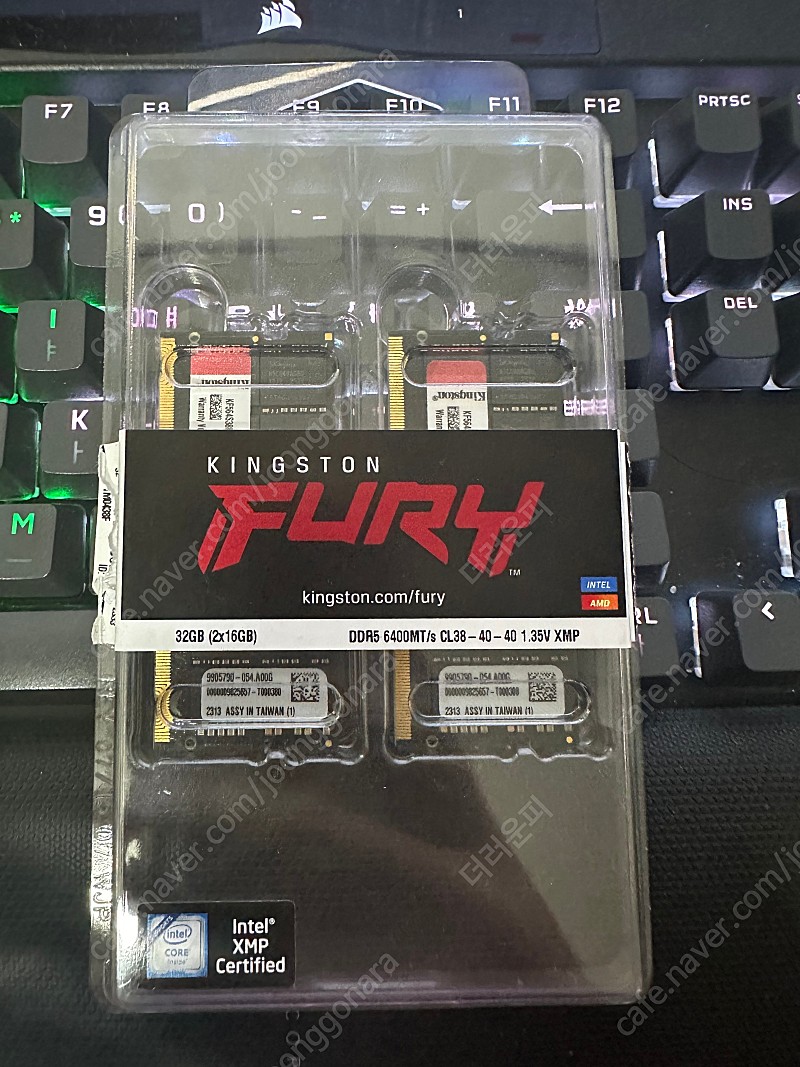 Kingston Fury Impact 32GB(2x16GB) 6400MT/s CL38 노트북 ddr5 xmp 메모리 팝니다.