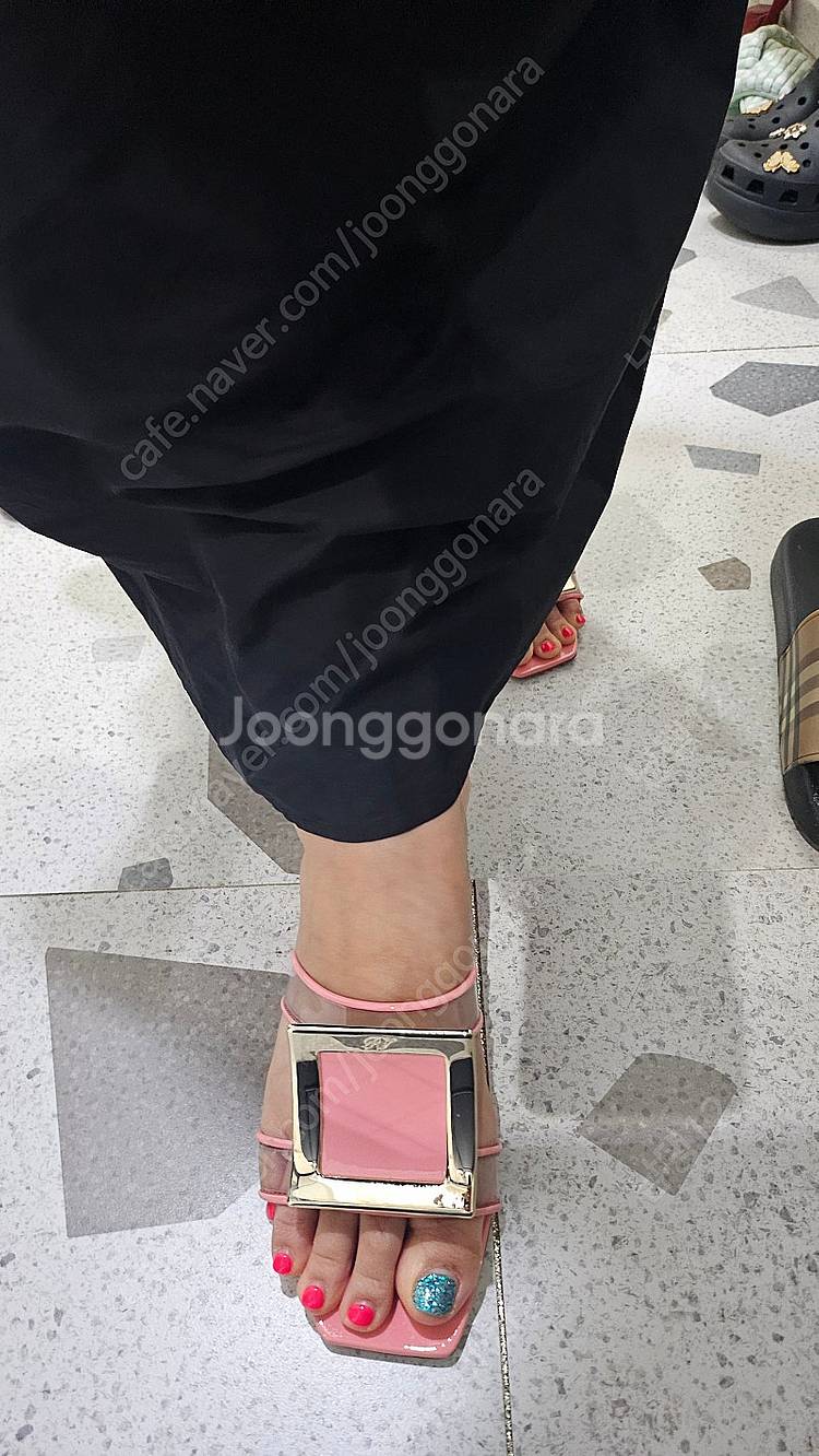로저비비에 비키비브 뮬--1