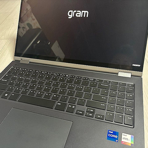 LG 그램 360 16td90r-gx76k i7/16gb/1tb 제품입니다.