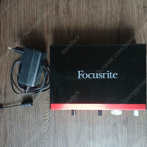 CLARNETT focusrite 오디오 인터페이스 판매합니다