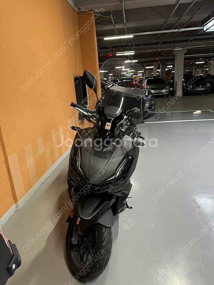 혼다 adv350 23년식 판매합니다. 인기색상 맷블랙--0