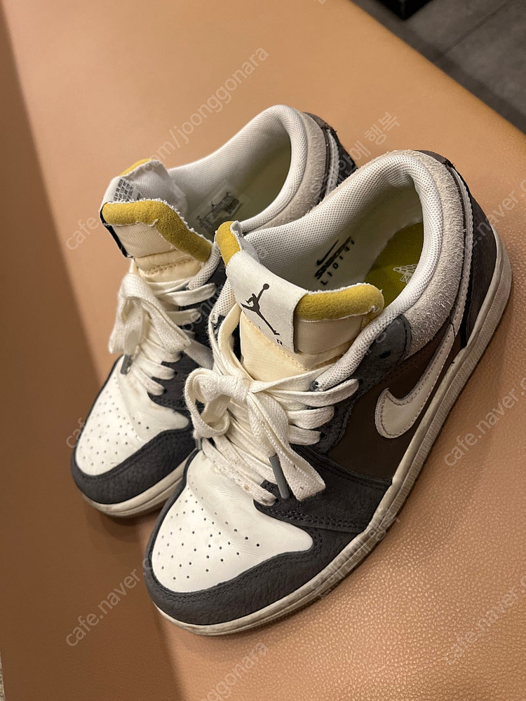 나이키 한정판 조던로우 까치 240--2