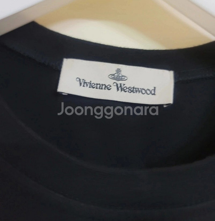 비비안웨스트우드 반팔티셔츠--1