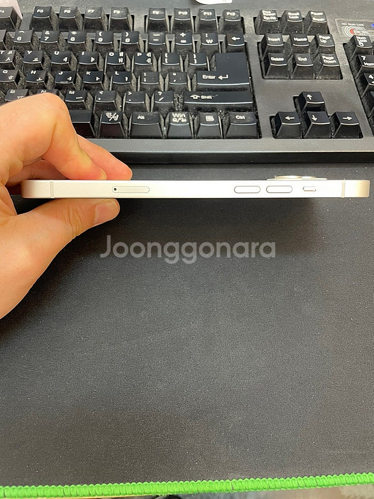 아이폰14플러스 화이트 128GB 상태좋은 중고61만팝...--6