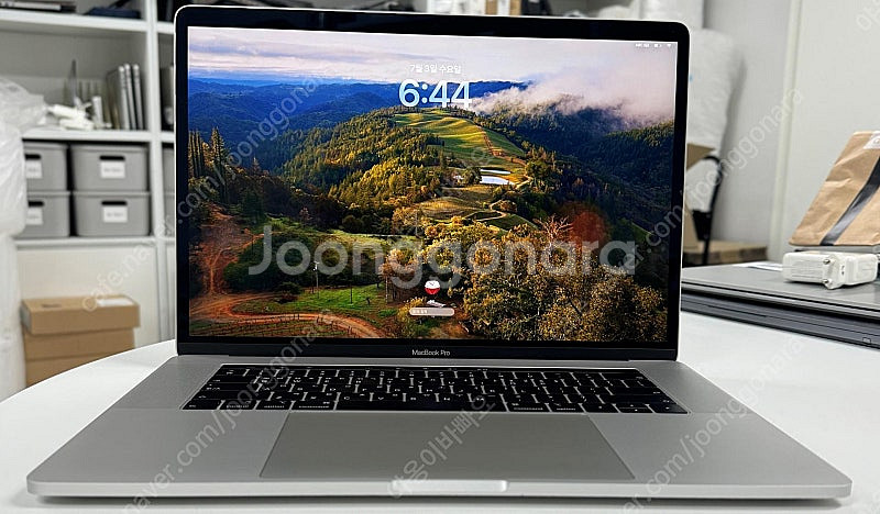 [애플]맥북프로 2019 15인치 i9/16GB/512GB--0