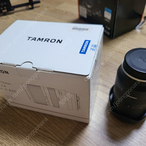 탐론 28-75mm f2.8 di III RXD 소니e마운트 팝니다