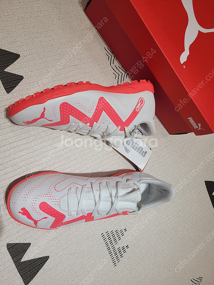 새상품 PUMA 풋살화 265 270--0
